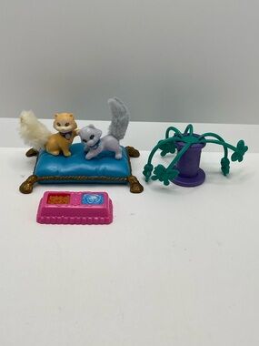 1995 Littlest Pet Shop Sparkling Pets Hungry Kurtis With Eat It Up Food Dish